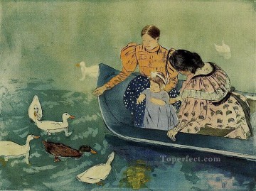 María Cassatt Painting - Alimentando a los patos madres hijos Mary Cassatt